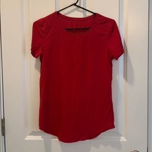 Lululemon t-shirt